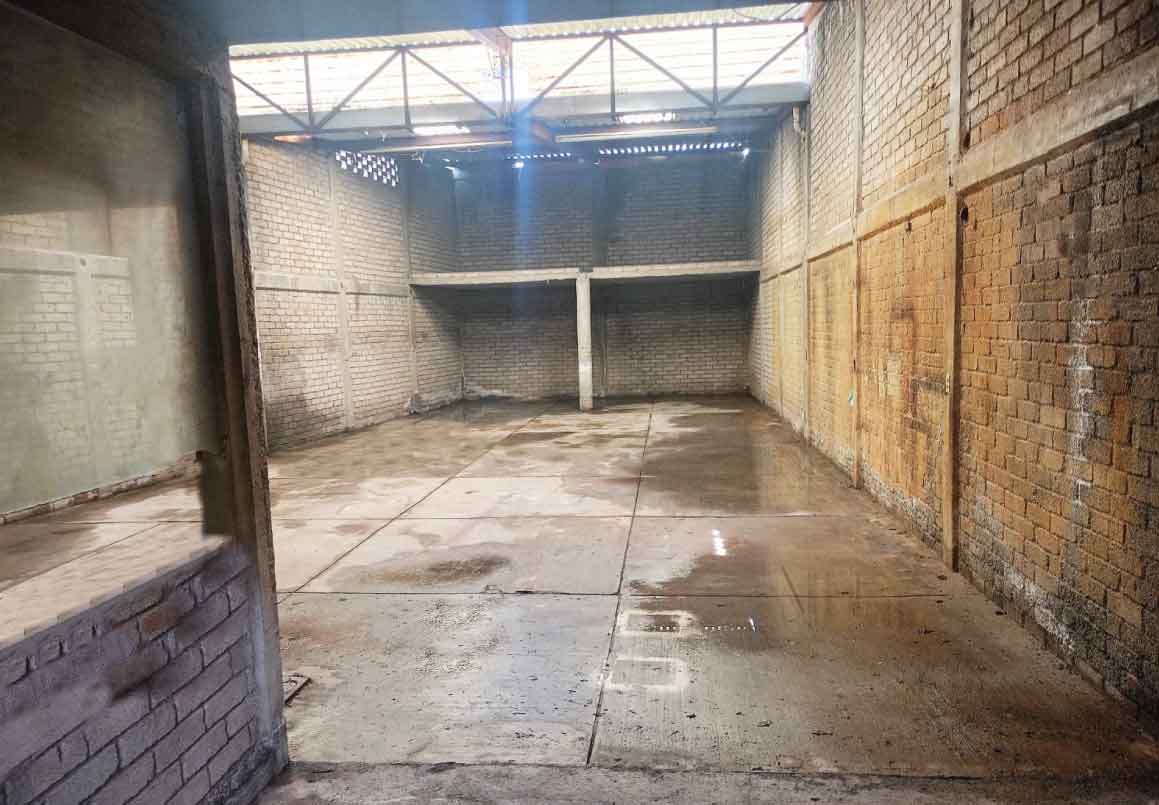 BODEGA EN VENTA EN OCOLUSEN, MORELIA