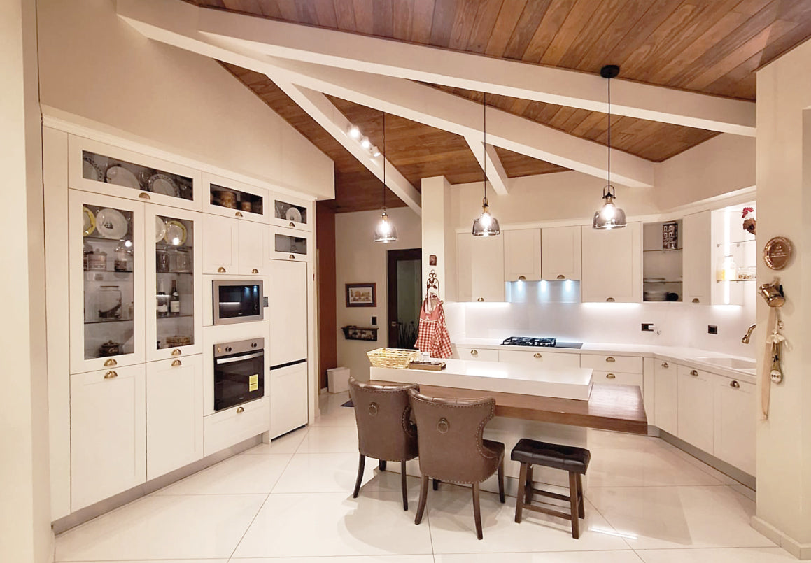 CASA EN VENTA EN CLUB Y DENTRO DEL CAMPO DE GOLF ALTOZANO, MORELIA