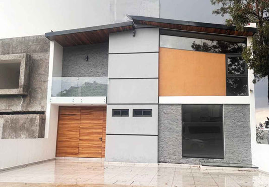 CASA EN VENTA EN PASEO DE LAS GAVIOTAS ALTOZANO, MORELIA