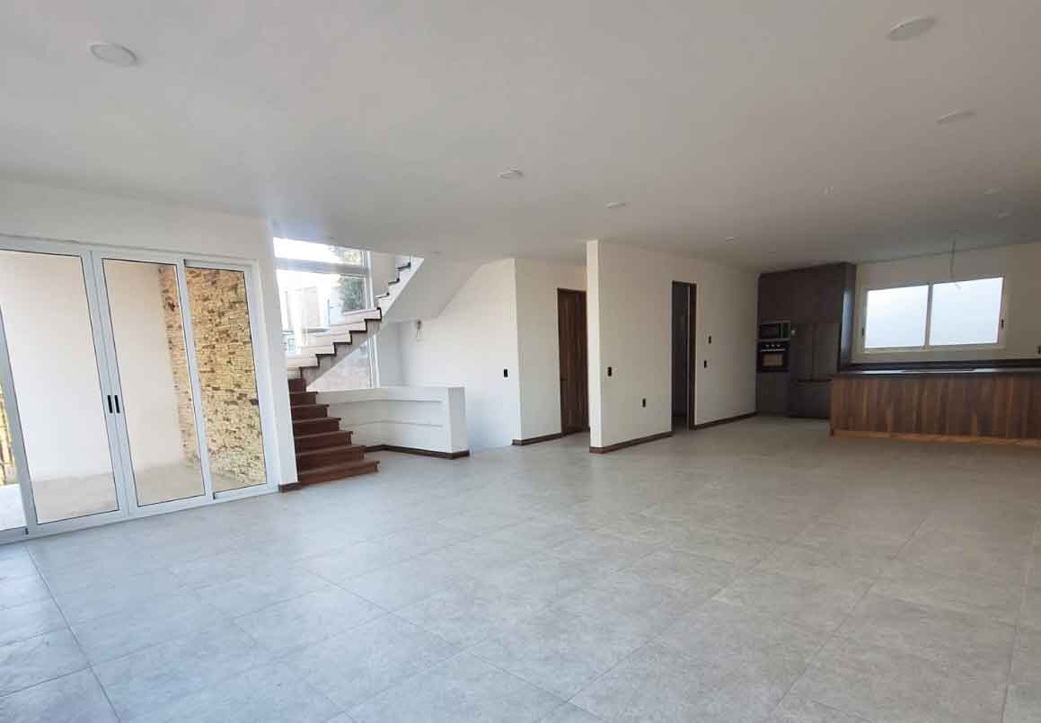 CASA INTELIGENTE EN VENTA EN EL PINAR ALTOZANO, MORELIA