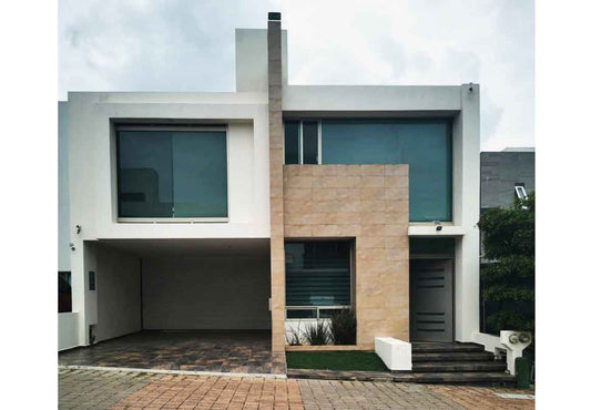 CASA EN VENTA EN CEDROS TRES MARIAS, MORELIA