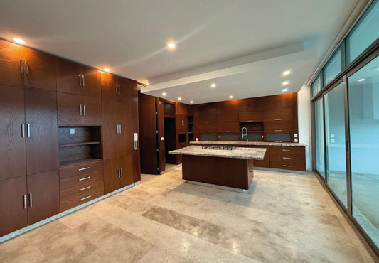 CASA EN RENTA EN CLUB Y DENTRO DEL CAMPO DE GOLF ALTOZANO, MORELIA