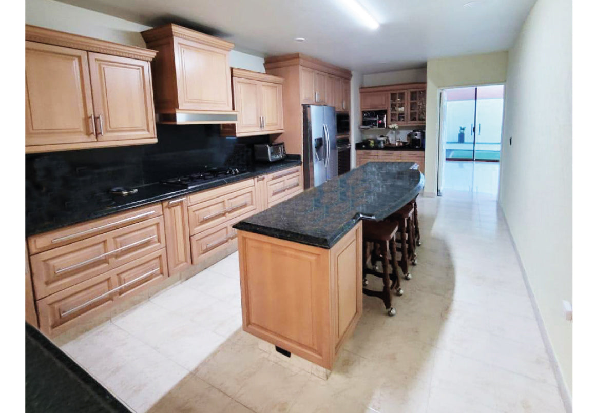 CASA EN VENTA EN CLUB CAMPESTRE MORELIA