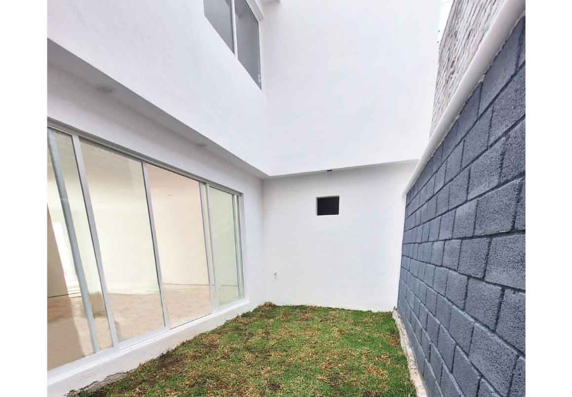 CASA EN VENTA EN FRACCIONAMIENTO LOMAS DEL SUR, MORELIA