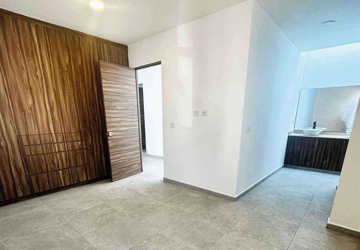 CASA EN VENTA EN CAÑADAS DEL BOSQUE TRES MARIAS, MORELIA