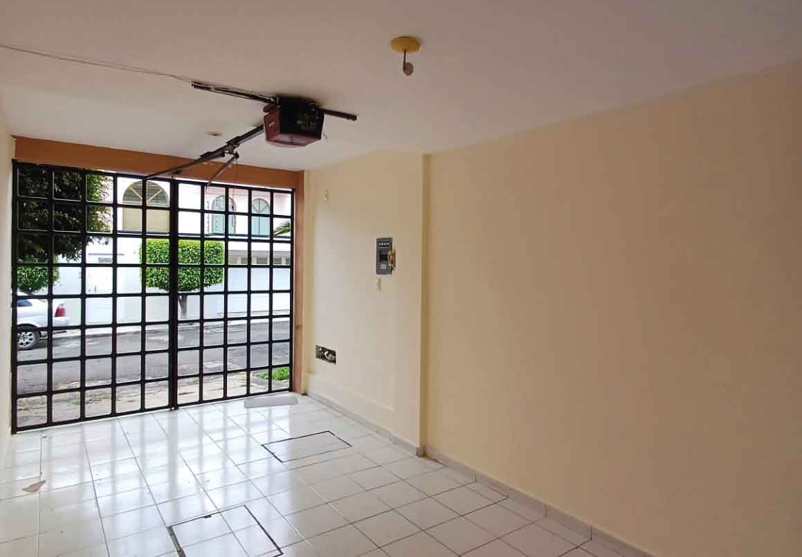 CASA EN VENTA EN CHAPULTEPEC SUR, MORELIA