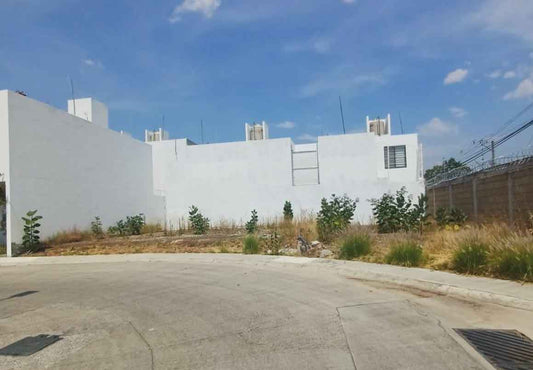 TERRENO EN VENTA EN PUERTA MADERO TRES MARIAS, MORELIA
