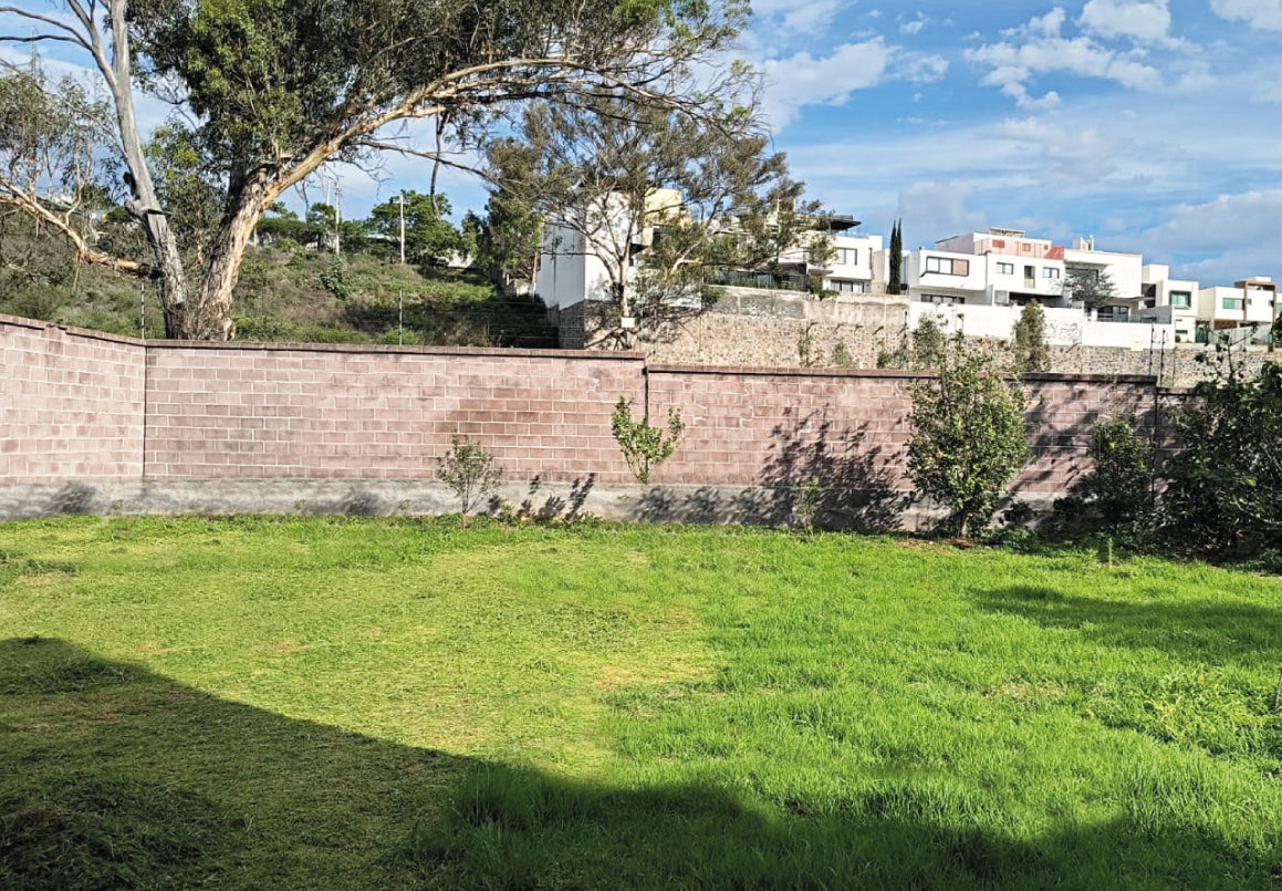 TERRENO EN VENTA EN PASEO DEL PARQUE TRES MARIAS, MORELIA