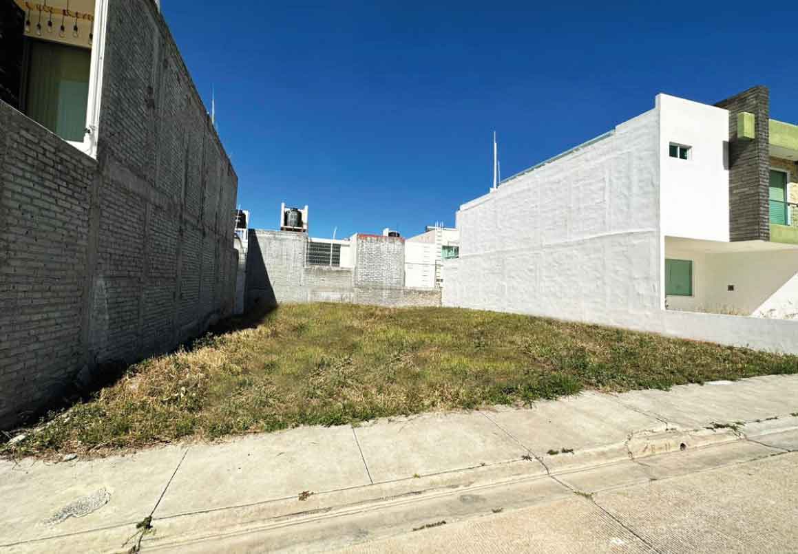 TERRENO EN VENTA EN CAÑADAS DEL BOSQUE TRES MARIAS, MORELIA