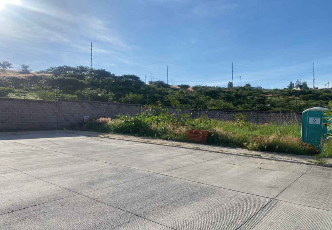 TERRENO EN VENTA EN PASEO DEL PARQUE TRES MARIAS, MORELIA