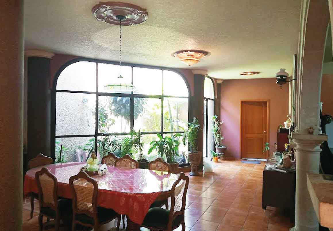 CASA EN VENTA EN FELIX IRETA, MORELIA