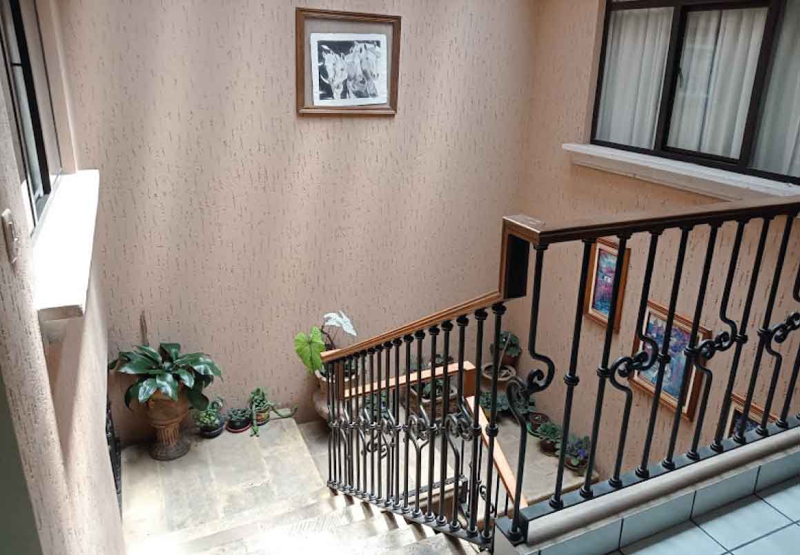 CASA EN VENTA EN FELIX IRETA, MORELIA