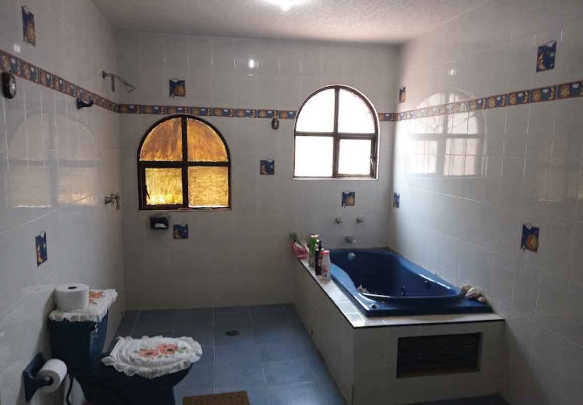 CASA EN VENTA EN FELIX IRETA, MORELIA