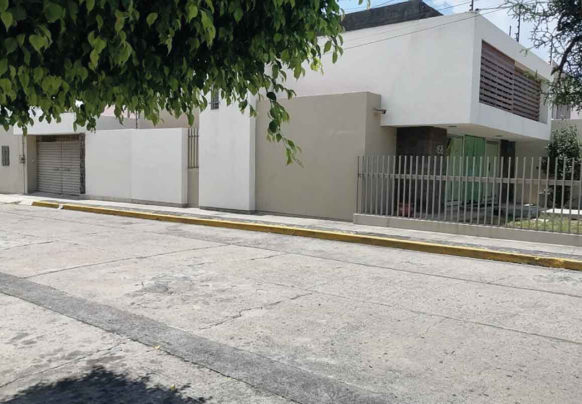 CASA EN VENTA EN CHAPULTEPEC NORTE, MORELIA