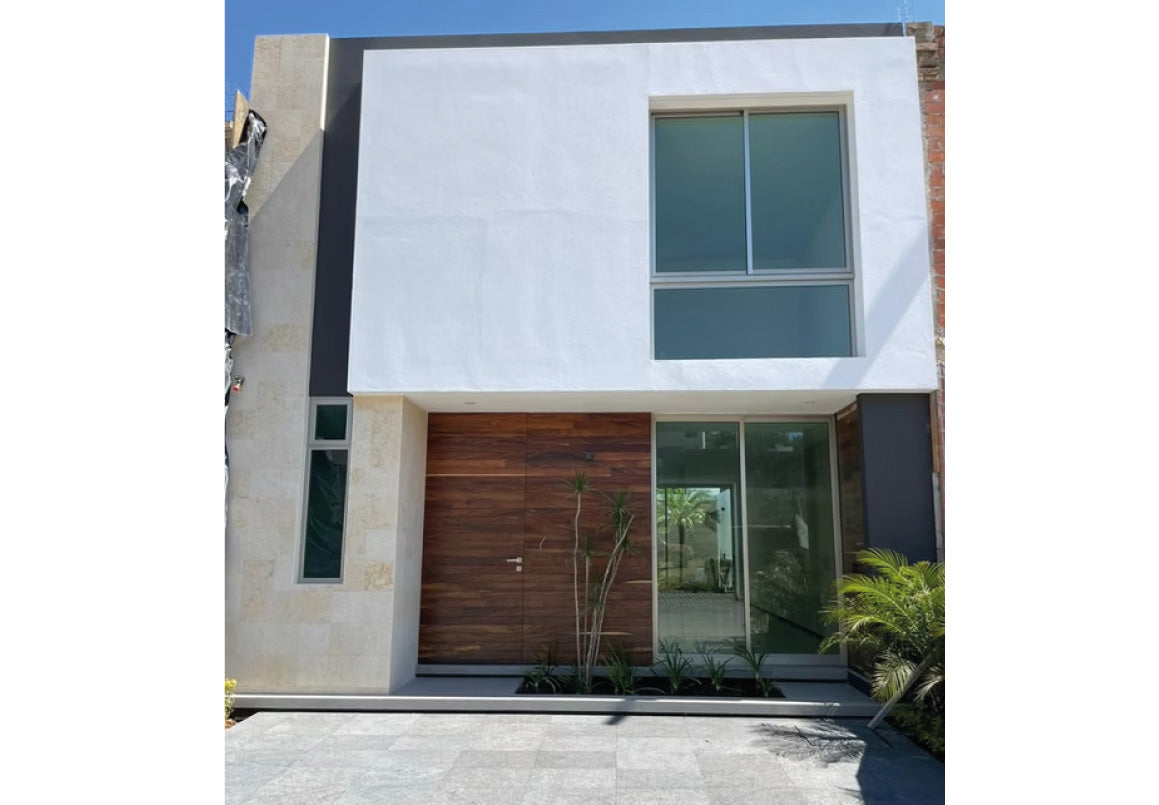 CASA EN VENTA EN EL OLIVAR ALTOZANO, MORELIA