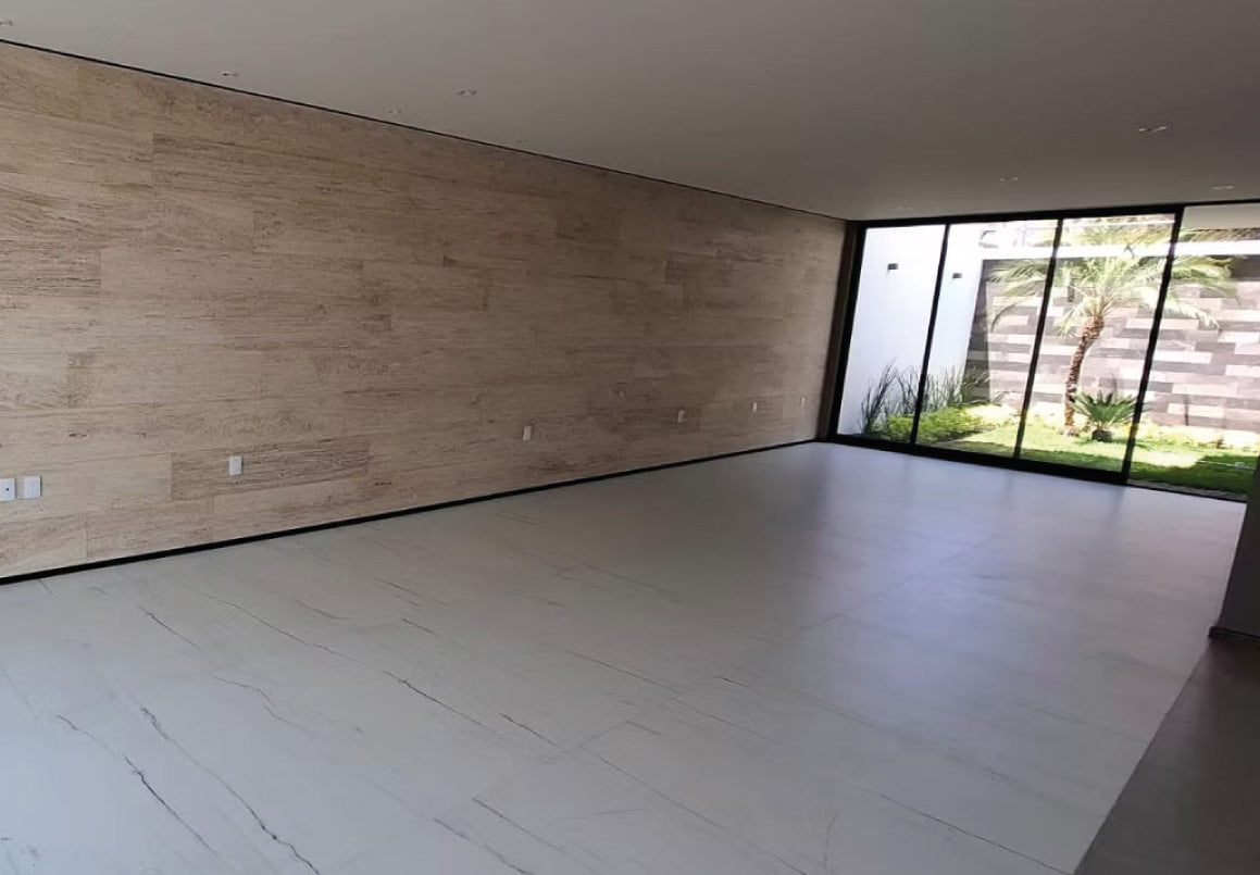CASA EN VENTA EN EL OLIVAR ALTOZANO, MORELIA