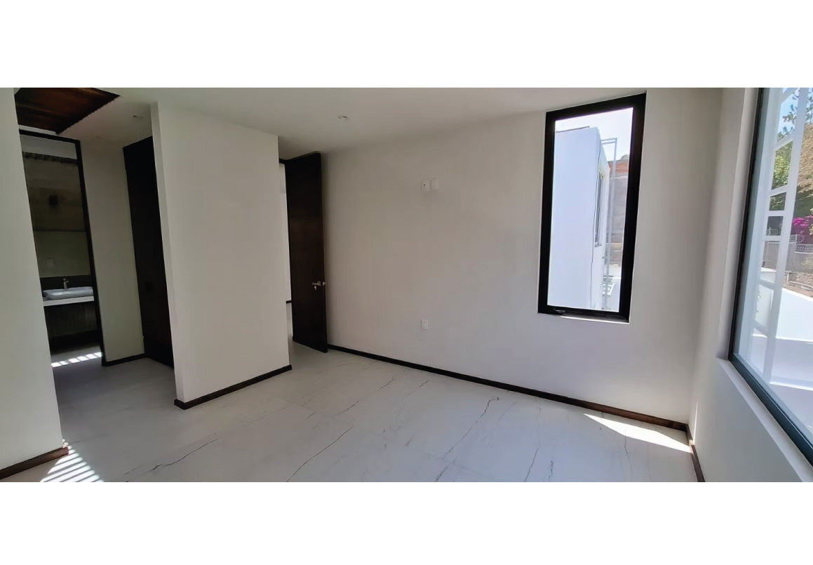 CASA EN VENTA EN EL OLIVAR ALTOZANO, MORELIA