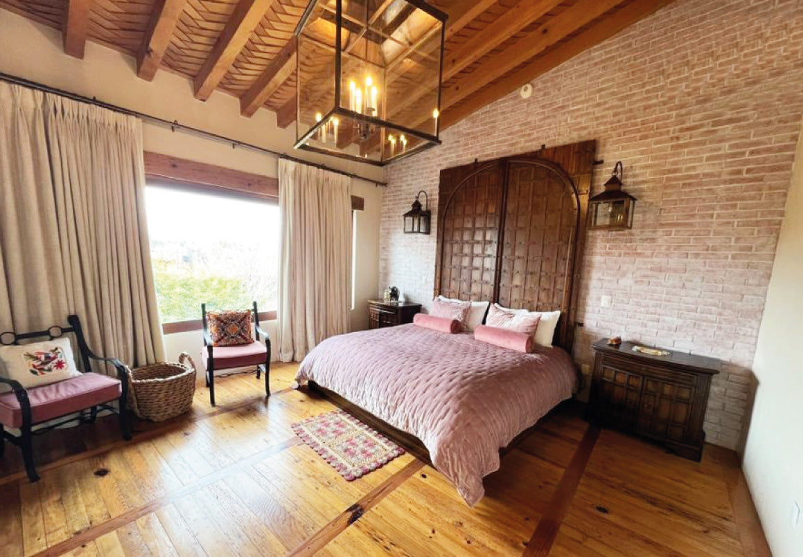 CASA RESIDENCIAL EN VENTA EN PATZCUARO, MICHOACAN