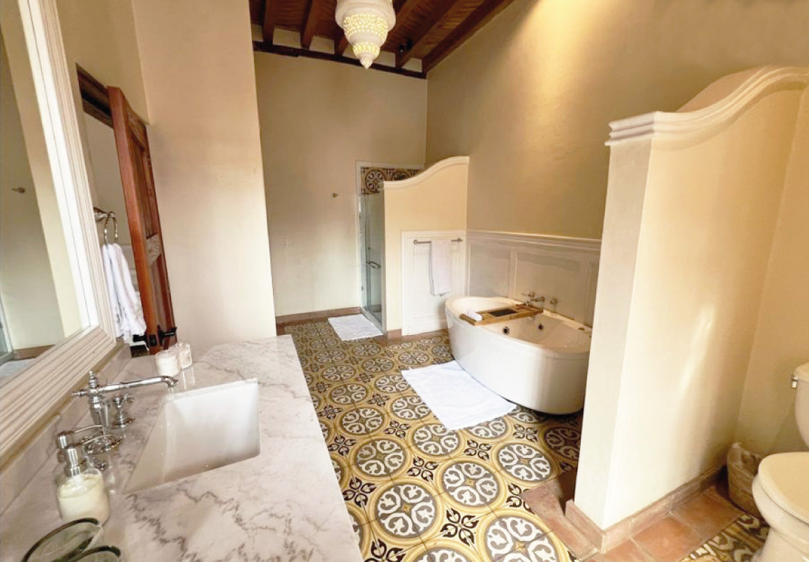 CASA RESIDENCIAL EN VENTA EN PATZCUARO, MICHOACAN