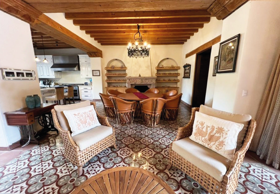CASA RESIDENCIAL EN VENTA EN PATZCUARO, MICHOACAN