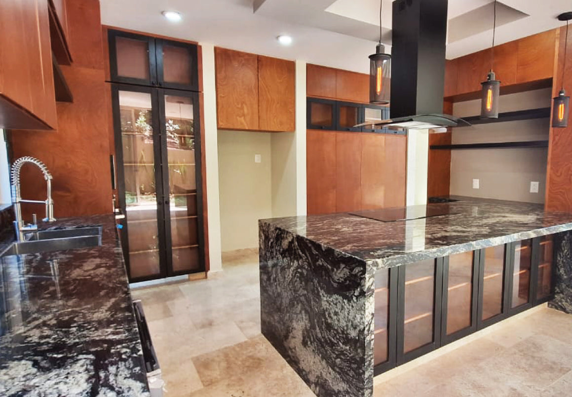 CASA EN VENTA EN CLUB Y DENTRO DEL CAMPO DE GOLF ALTOZANO, MORELIA