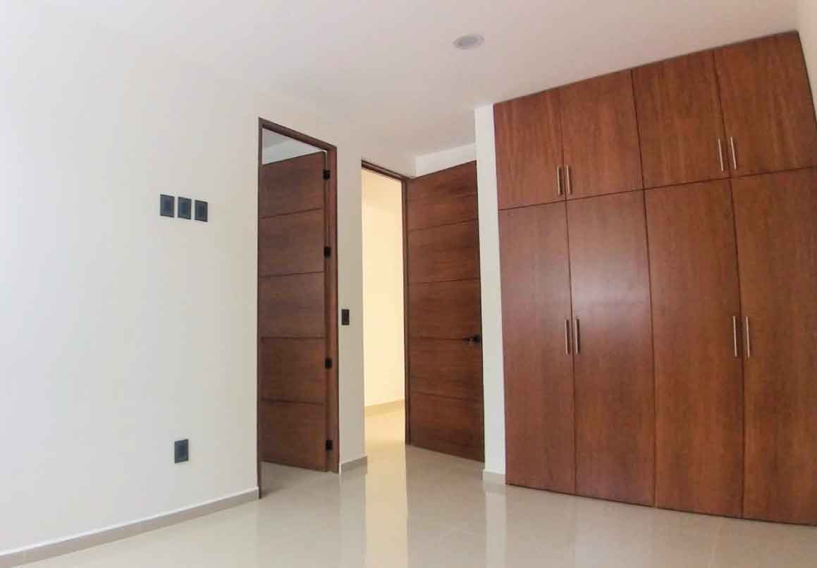 CASA EN VENTA O EN RENTA ALTOZANO, MORELIA