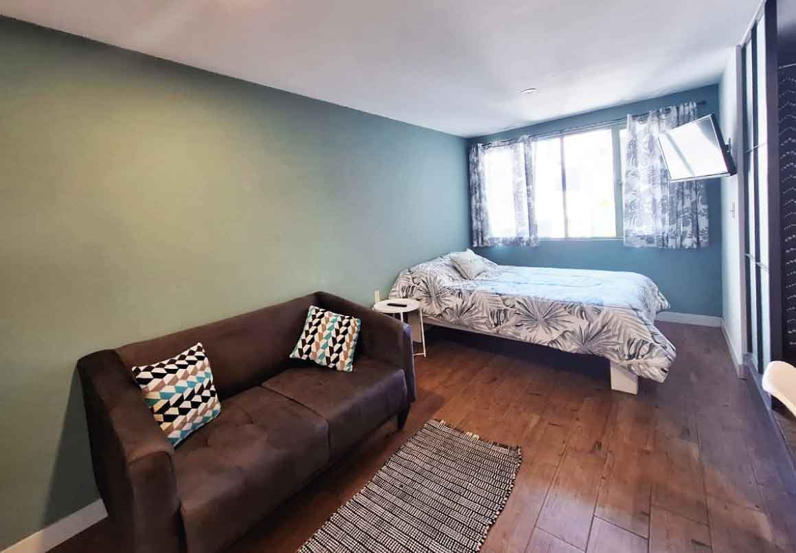 SUITE / DEPARTAMENTO AMUEBLADO EN RENTA EN CAMELINAS, MORELIA