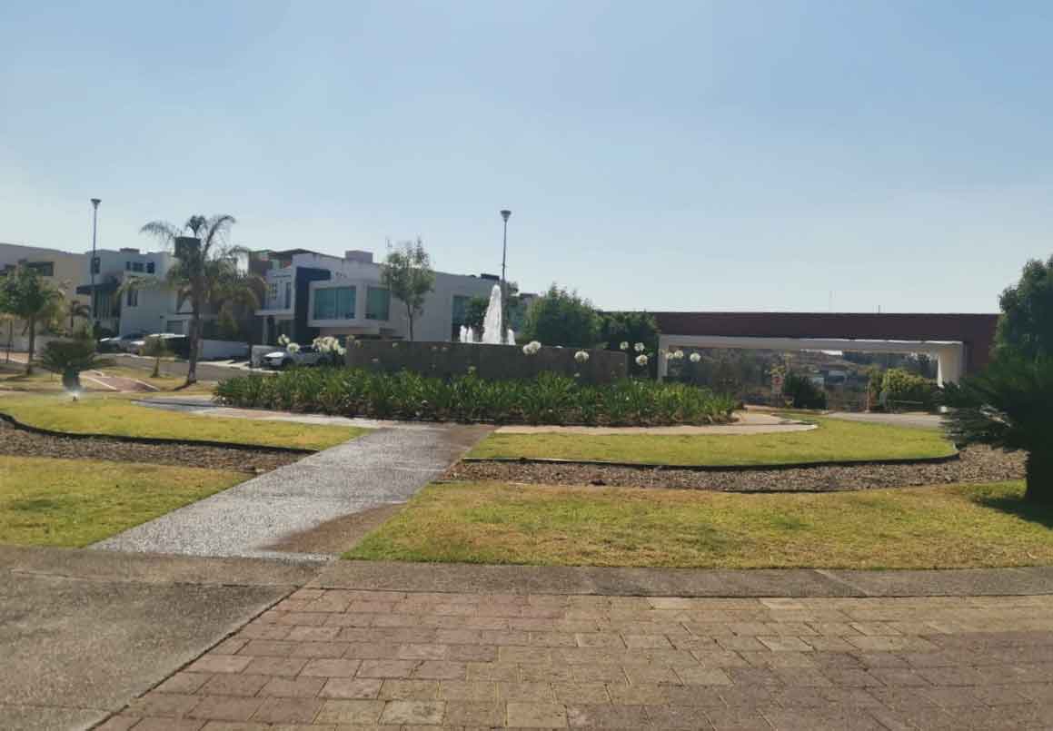 TERRENO EN VENTA EN PASEO DEL PARQUE TRES MARIAS, MORELIA