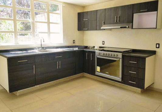 CASA EN VENTA EN ANA MARIA GALLAGA, MORELIA
