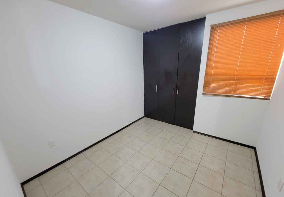 CASA EN VENTA EN FRACC. VALLE RESIDENCIAL, MORELIA