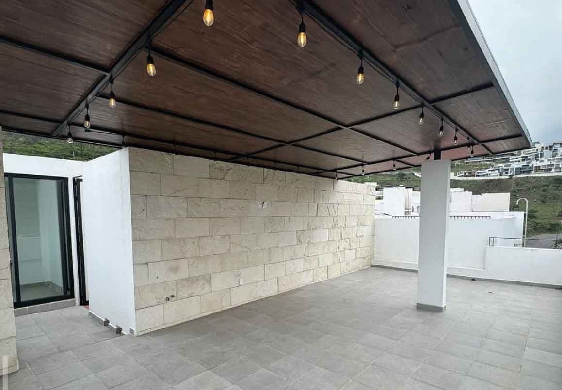 CASA EN VENTA EN PUERTA TRES MARIAS, MORELIA