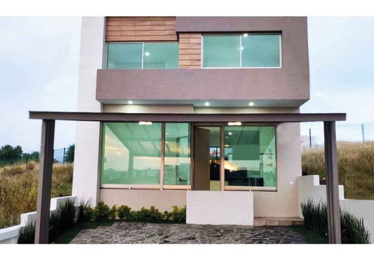 CASA EN VENTA EN LOMALTA TRES MARIAS, MORELIA