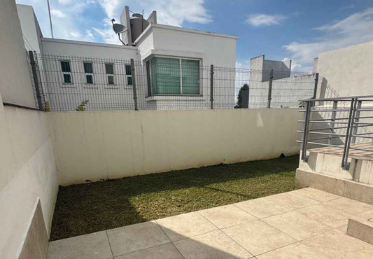 CASA EN VENTA EN PASEO DEL PARQUE TRES MARIAS, MORELIA