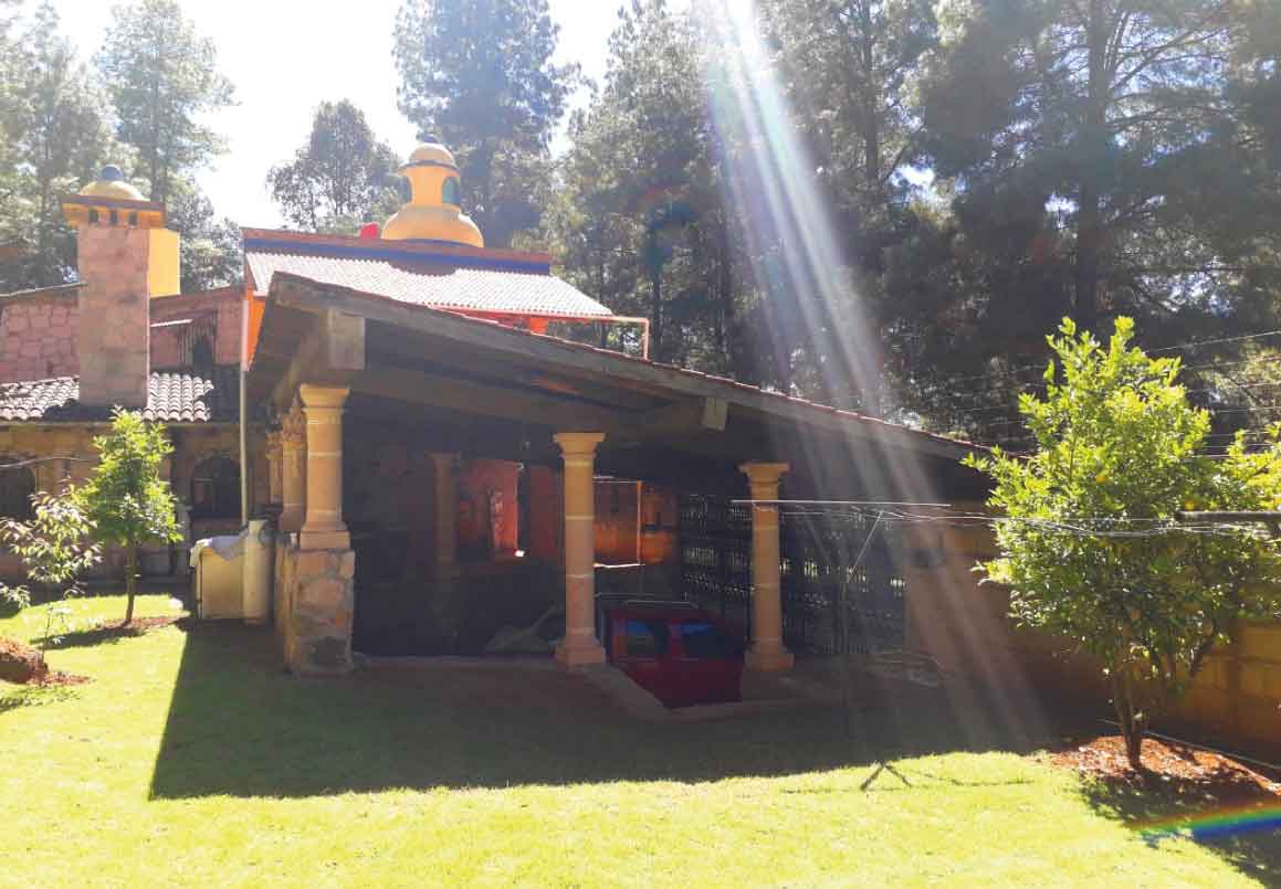 CASA CAMPESTRE EN VENTA EN PATZCUARO, MICH