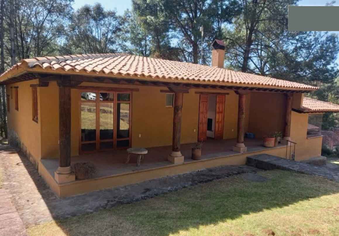 CASA EN VENTA EN CORAZON DE DURAZNO, PATZCUARO, MICH