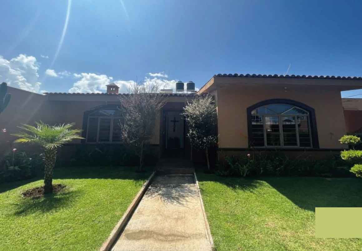 CASA EN VENTA EN PUEBLITA PATZCUARO, MICH