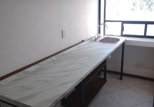 EDIFICIO SEMINUEVO EN VENTA EN AV. SOLIDARIDAD, MORELIA