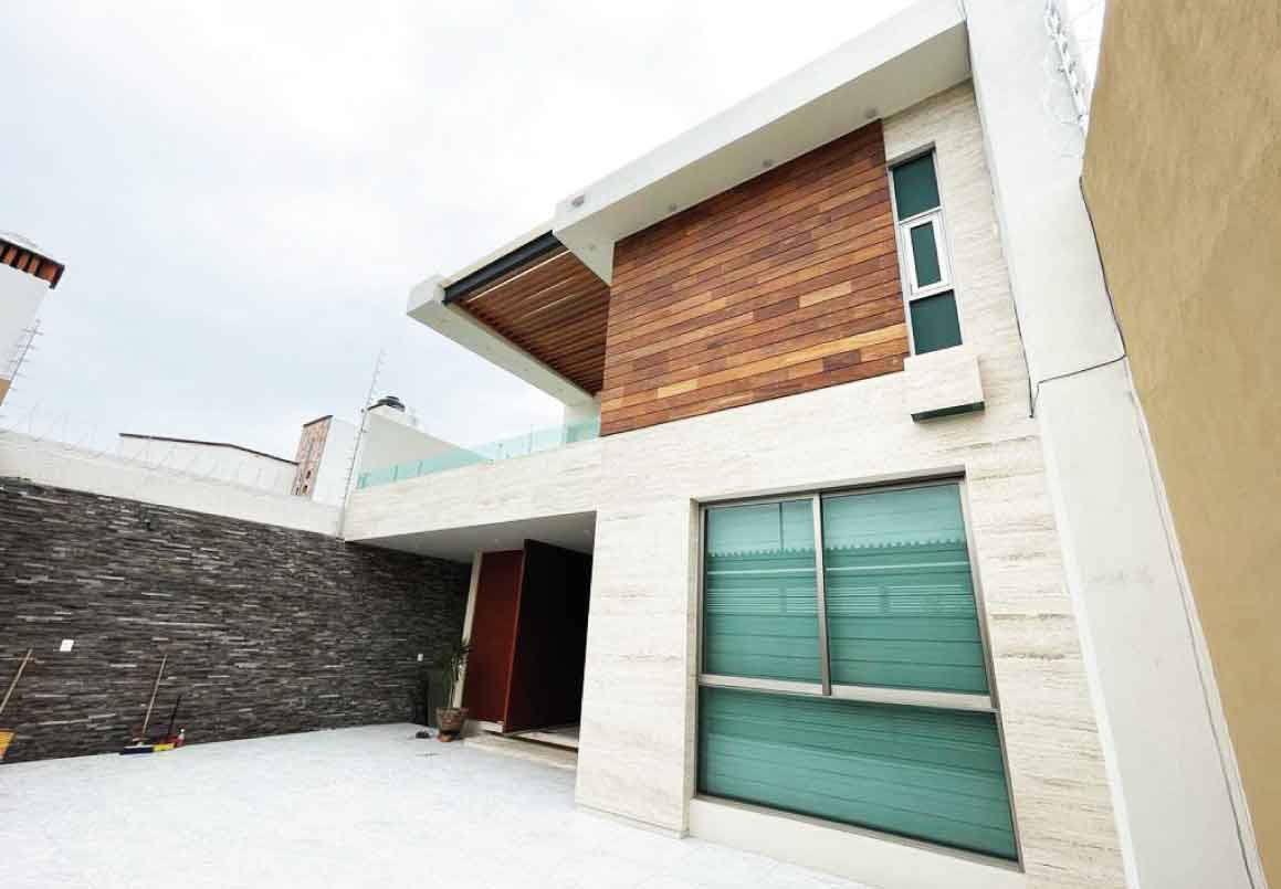 CASA EN VENTA EN ALTOZANO, MORELIA