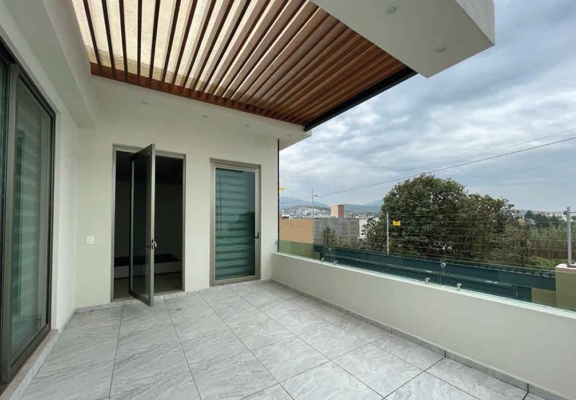 CASA EN VENTA EN ALTOZANO, MORELIA