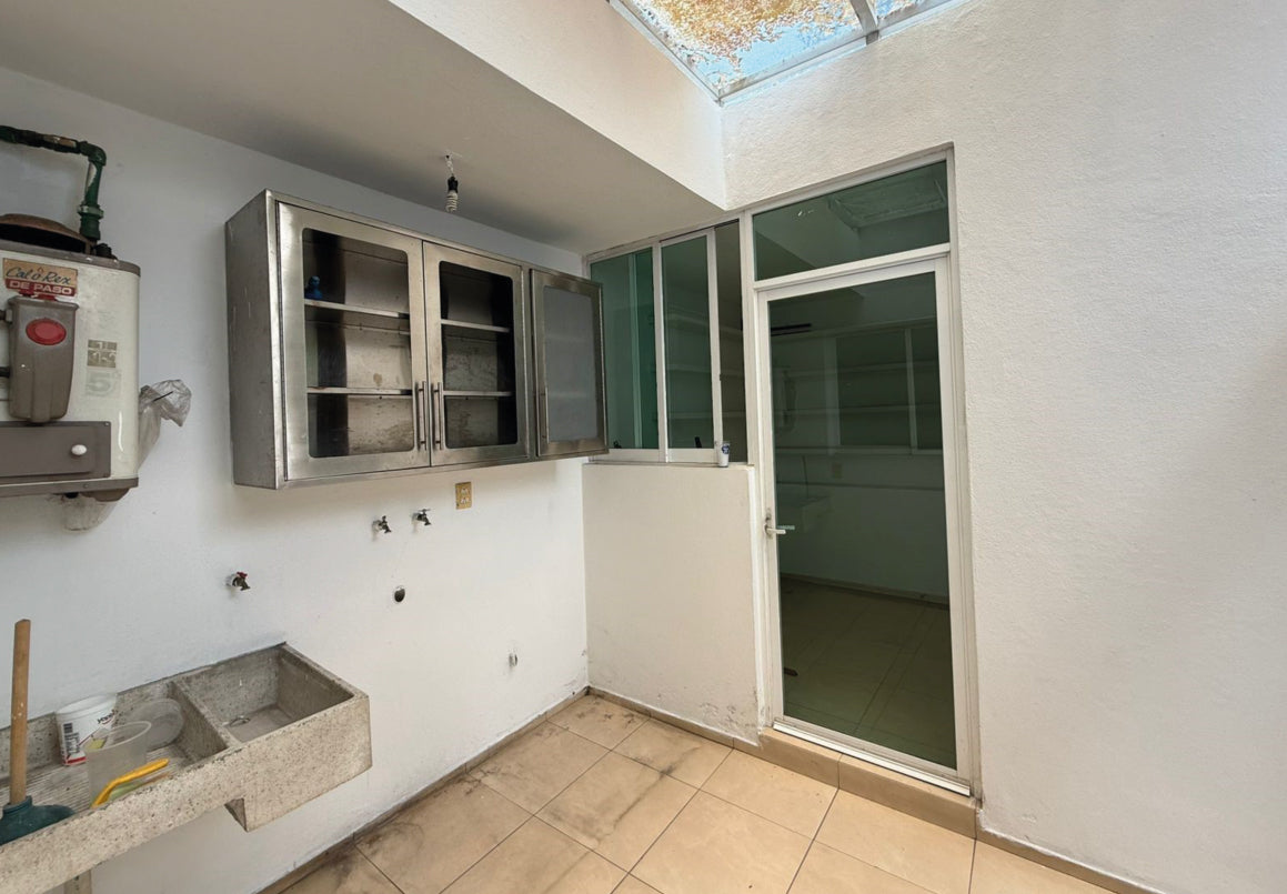 CASA EN VENTA/RENTA EN ALTOZANO, MORELIA