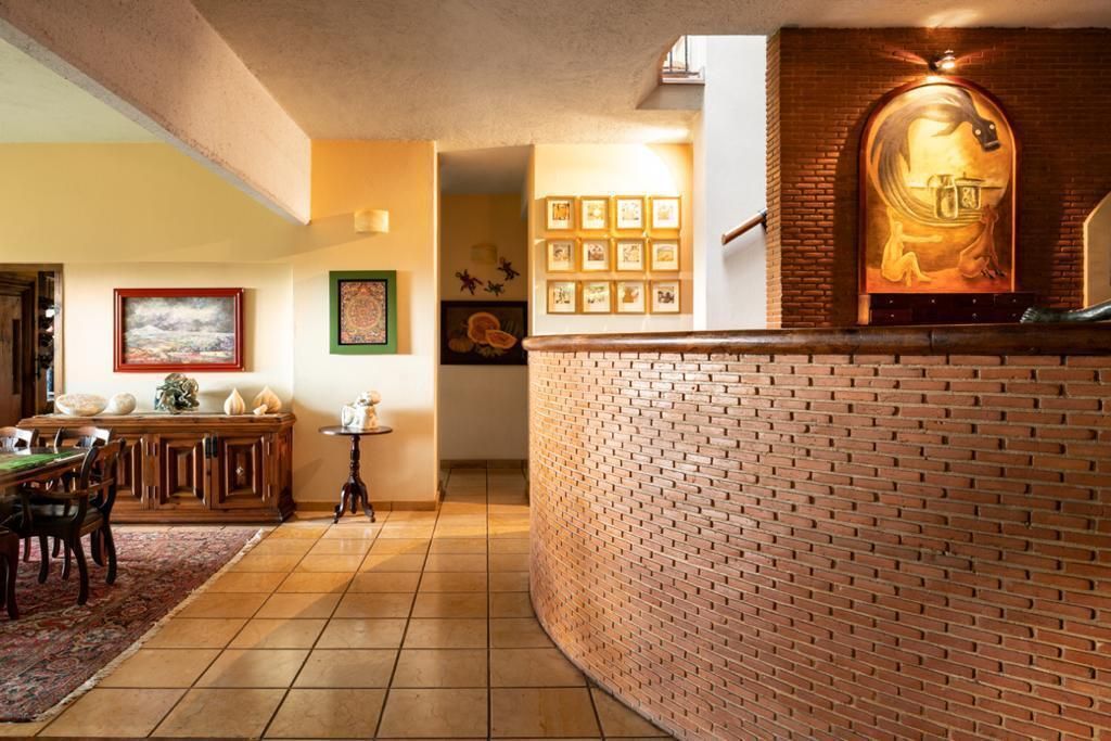CASA RESIDENCIAL EN VENTA EN FRACCIONAMIENTO EN SANTA MARIA DE GUIDO, MORELIA