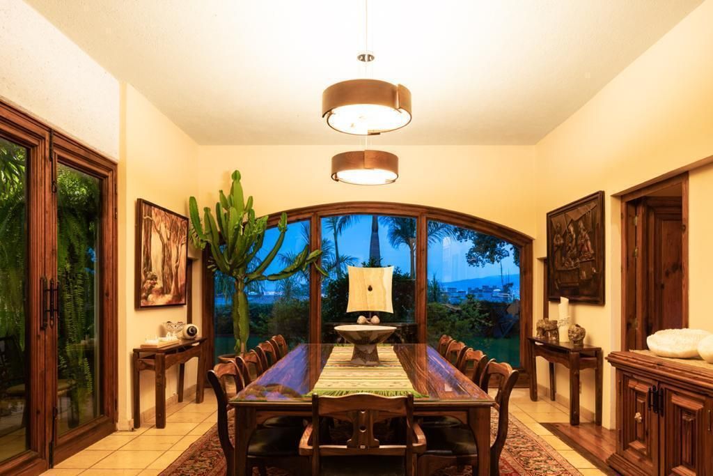 CASA RESIDENCIAL EN VENTA EN FRACCIONAMIENTO EN SANTA MARIA DE GUIDO, MORELIA