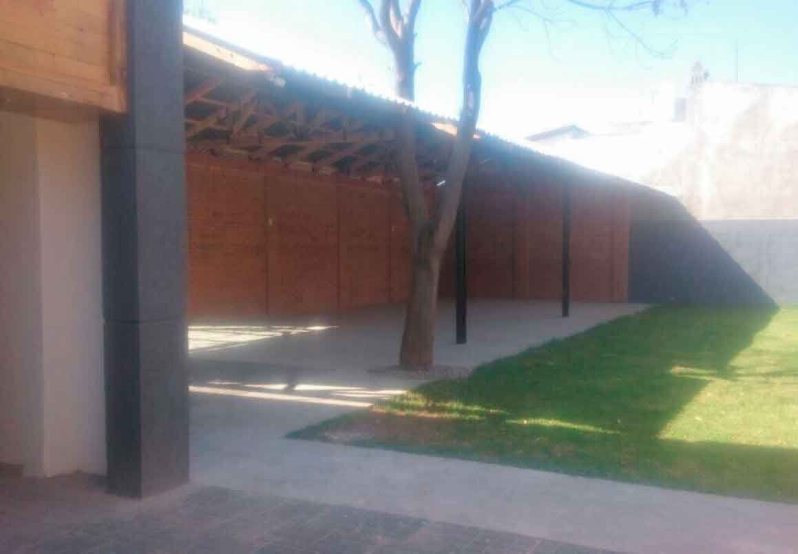 TERRENO O LOCAL COMERCIAL EN VENTA EN VISTA BELLA, MORELIA