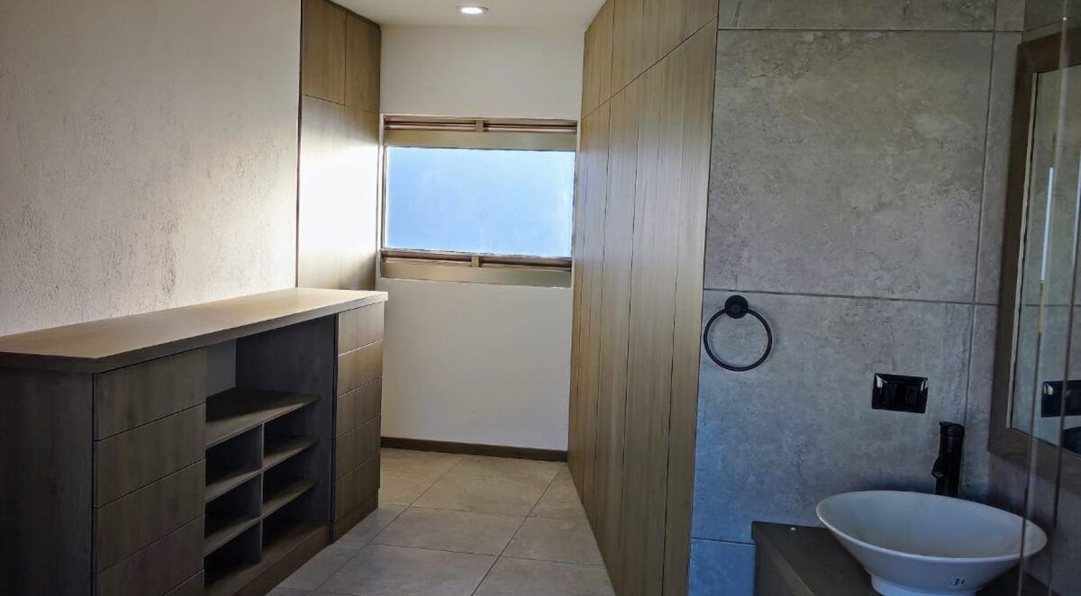 CASA EN VENTA EN LOMALTA TRES MARIAS, MORELIA