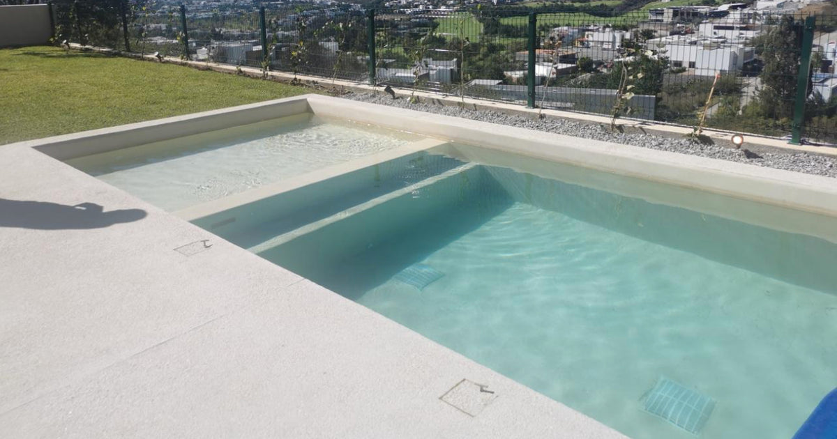 CASA RESIDENCIAL EN VENTA/RENTA EN CLUB DENTRO DEL CAMPO DE GOLF TRES MARIAS MORELIA