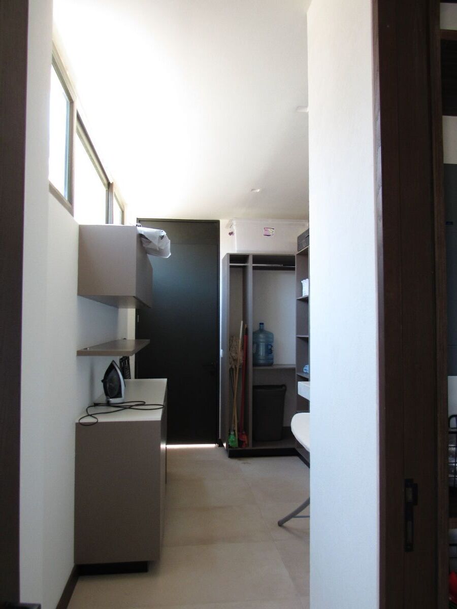 CASA RESIDENCIAL EN VENTA/RENTA EN CLUB DENTRO DEL CAMPO DE GOLF TRES MARIAS MORELIA