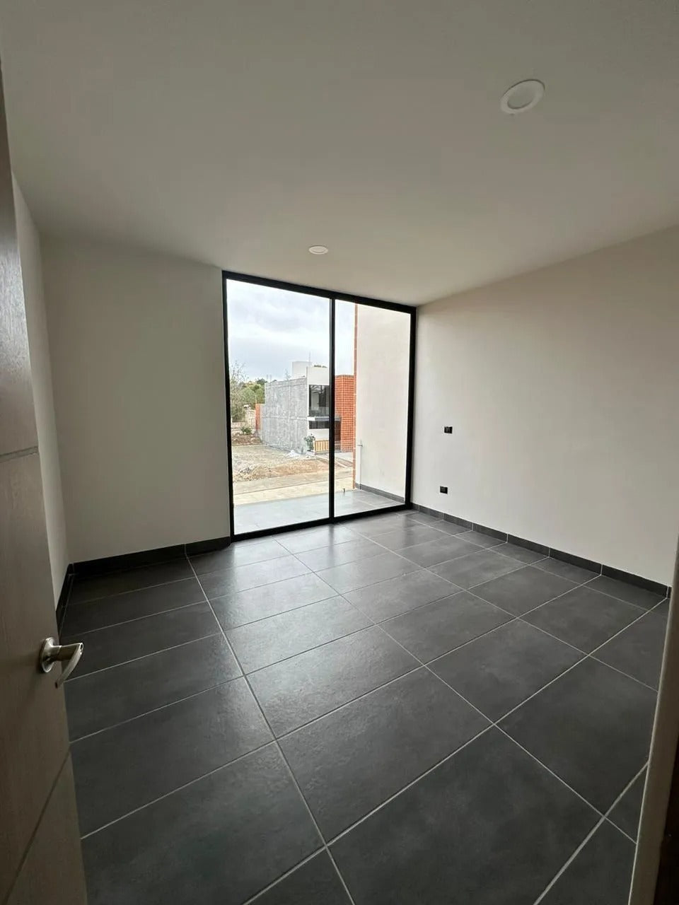 CASA EN VENTA EN FRACC. CAPELLANA, JESUS DEL MONTE, MORELIA