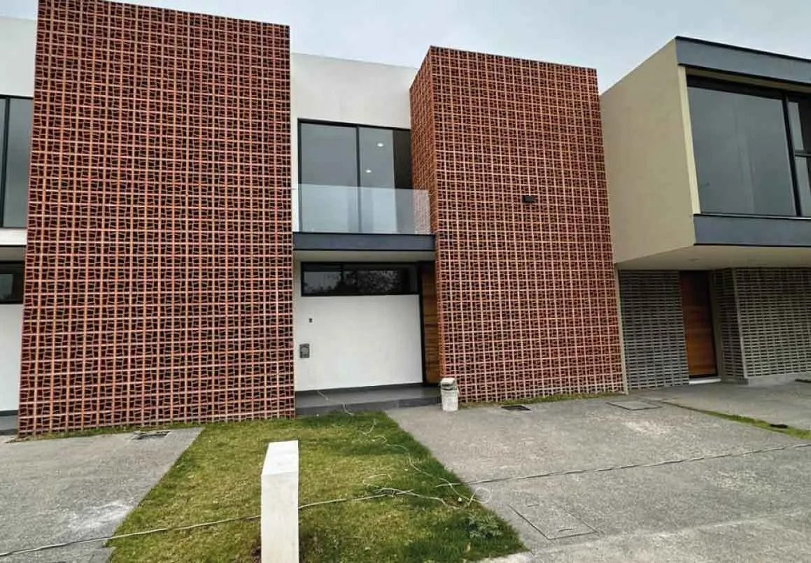 CASA EN VENTA EN FRACC. CAPELLANA, JESUS DEL MONTE, MORELIA