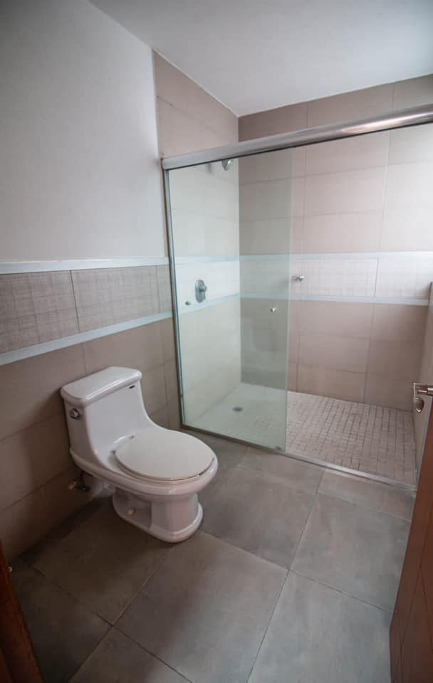 CASA EN VENTA EN JACARANDAS TRES MARIAS, MORELIA