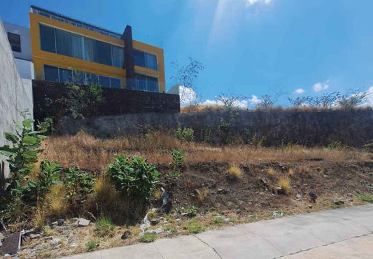 TERRENO EN VENTA EN LINDAVISTA TRES MARIAS, MORELIA
